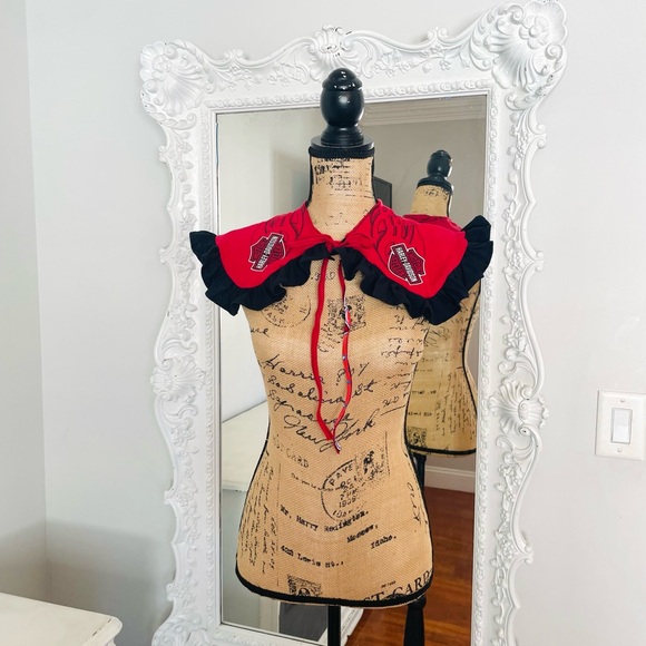 New York Couture Reworked Red HARLEY DAVIDSON Logo Ruffle Detachable Collar - Picture 4 of 7